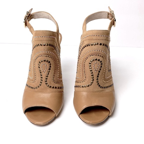 Vince Camuto Yolana Women’s Leather Tan Open Toe Slingback Studded Stiletto 7M - Picture 4 of 9